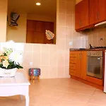 Guest house By Amazing Madeira Paul do Mar (Madeira)