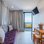 Guest house By Amazing Madeira Paul do Mar (Madeira)