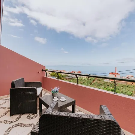 By Amazing Madeira 3* Paul do Mar (Madeira)