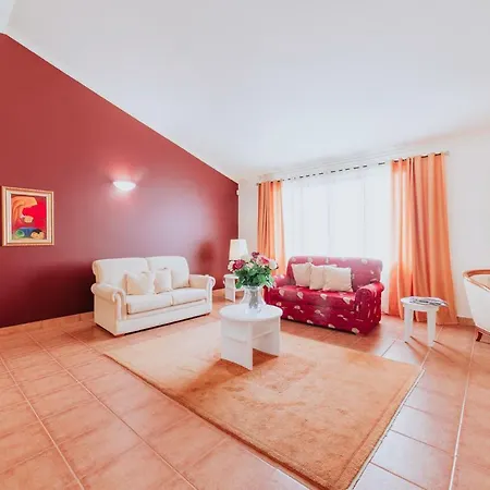 By Amazing Madeira Гостевой дом Паул-ду-Мар