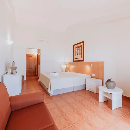 Гостевой дом By Amazing Madeira